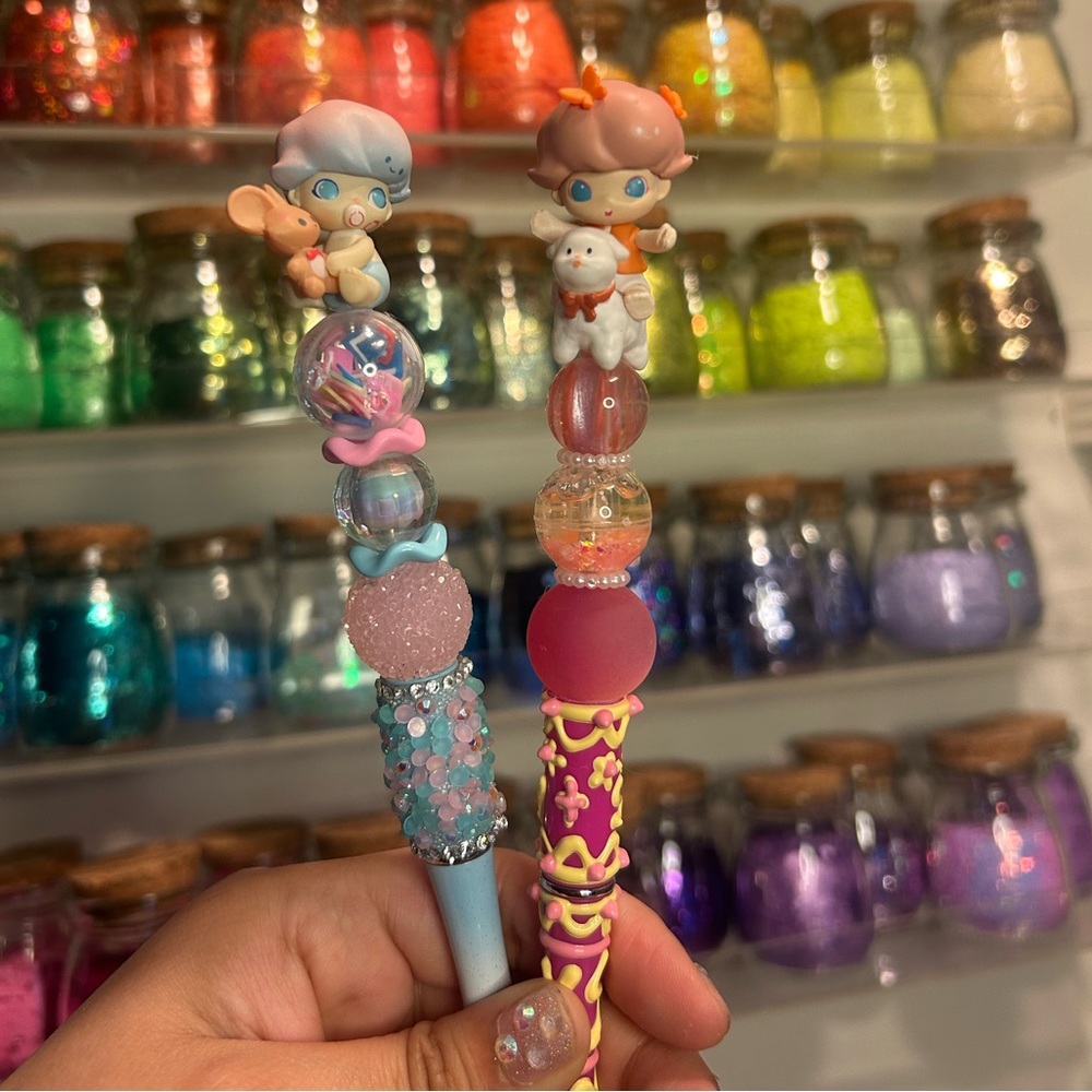 Custom pens 🖊️💕 - Picture 5 of 16